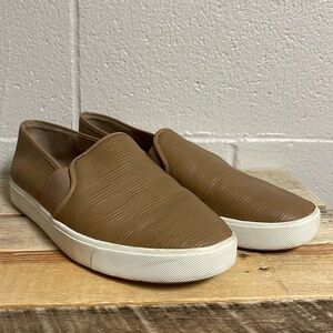 VINCE leather slip on sneakers khaki size 9